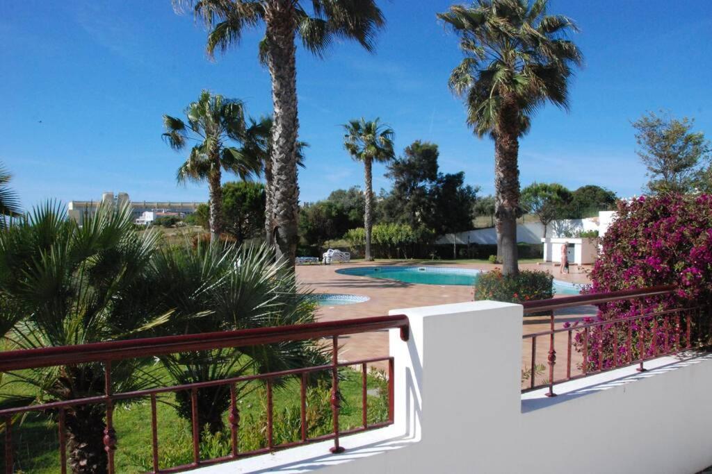 Great 2 Bedroom Apartment With Communal Pool Lagos Eksteriør bilde
